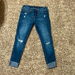 Hollister Super skinny distressed crop (ankle length) jeans